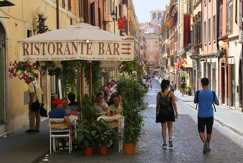 Via Vittora Rome Strolling down the charming Via della Vite in Roma | Flickr