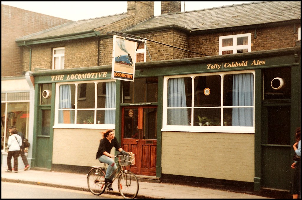Cambridge 1982: the Locomotive | Mill Road, Cambridge This p… | Flickr