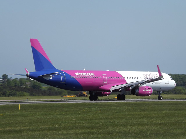 HA-LXY Airbus A321-231(WL) Wizz Air