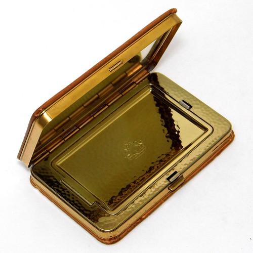 Vintage Evans Leather Covered Women's Powder Compact, Evans Case Company, North Attleboro, Massachusetts, Measures 3-3/8 Inches Wide, Made In USA, Circa 1940s | by France1978