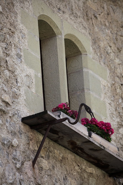 Schloss Chillon ( Erwähnt 1005 - Wasserburg Burg château castle castello ) am G.enfersee - L.ac L.éman in Veytaux bei Montreux im Kanton Waadt - Vaud in der Westschweiz - Suisse romande - Romandie der Schweiz
