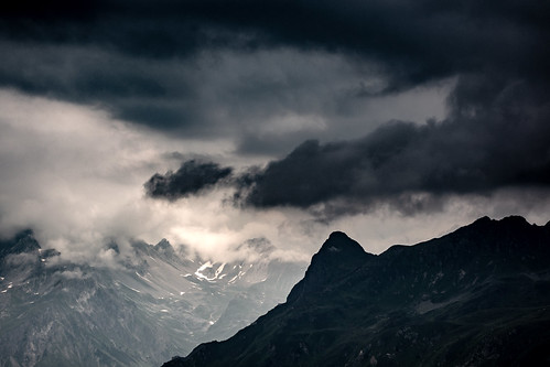 Dramatischer Himmel beim Blick vom Muttjöchle. | by thunderbird-72
