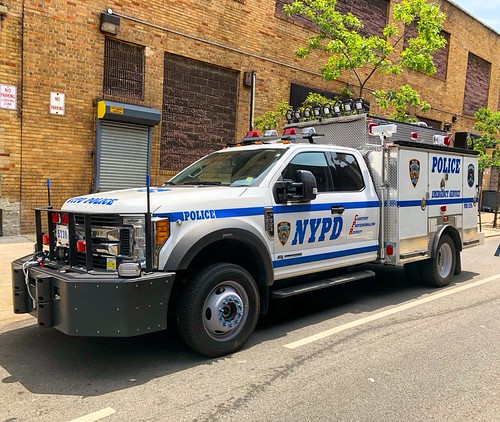 *First Catch* Brand New NYPD Emergency Service Unit Weapons Of Mass Destruction Ford F550 Extended Cab REP 5739 | by ReconRican_