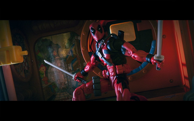 Marvel Legends Deadpool, from the 90s and the Sasquatch Wave 01