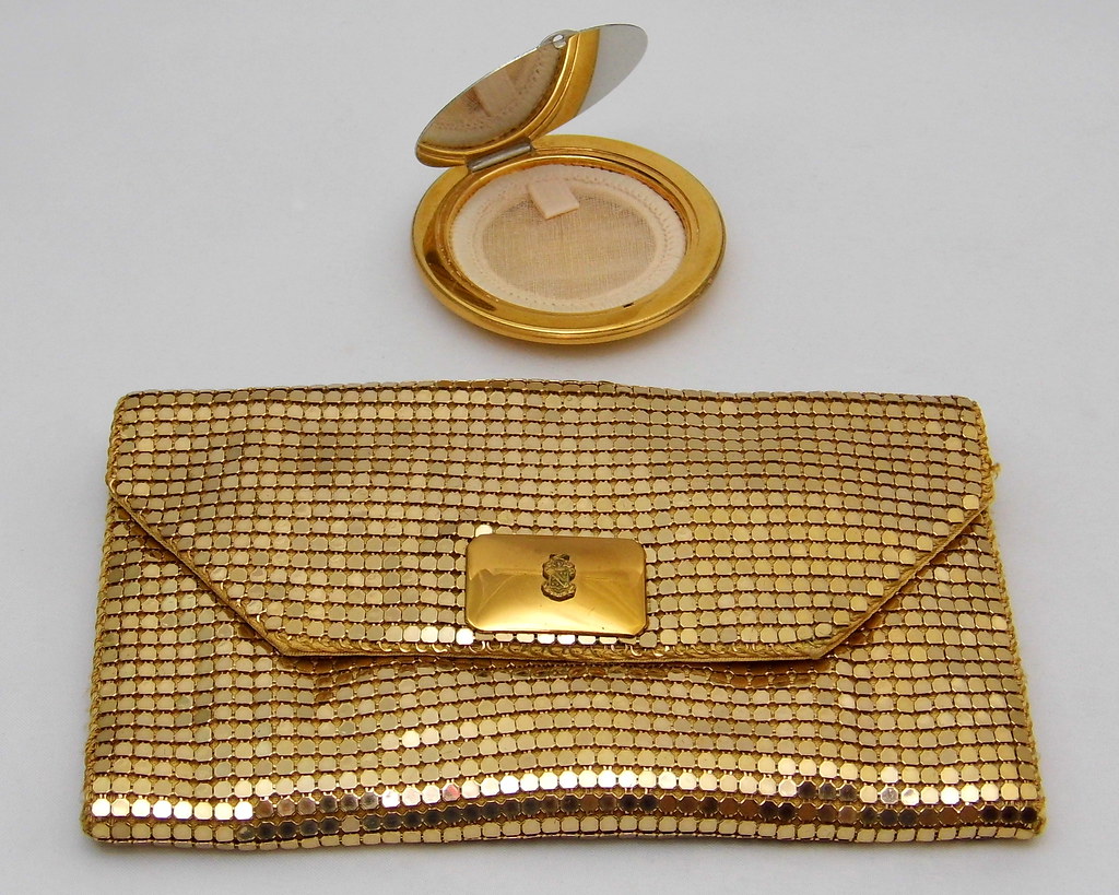 Vintage Whiting & Davis Women's Mesh Purse With Small Matching Powder Compact, Purse Measures 5.5 Inches Wide & Compact Measures 2-1/8 Inches In Diameter, Made In USA, Circa 1940s