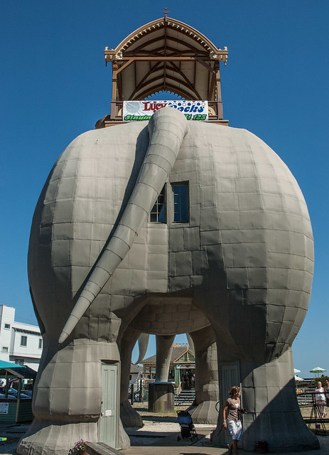 The Rear of Lucy, The Margate Elephant