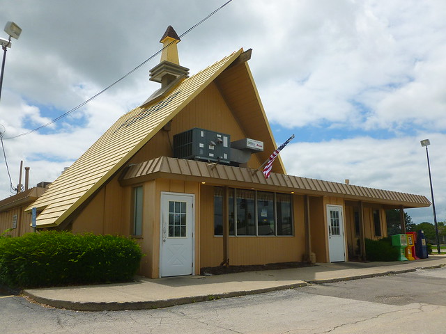 Pilgrim Family Restaurant/former HoJo Junction, Findlay, OH (3)
