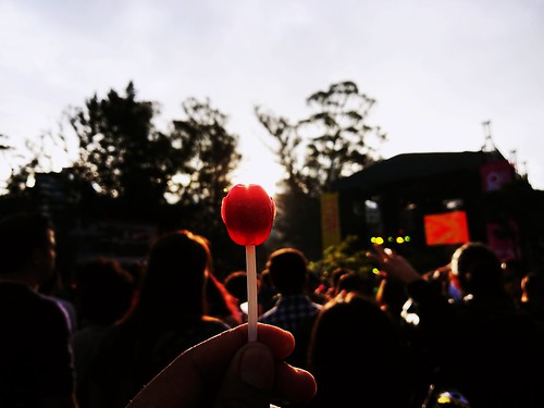 lollipop sunset ecuador vaq concert