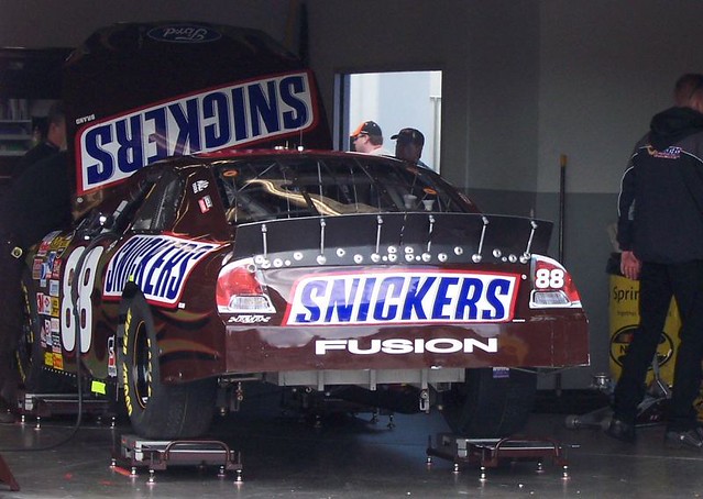 100_0915a | Final adjustments are made to Ricky Rudd's car. | Calhoun98 ...