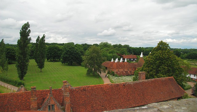 Sissinghurst Castle and Garden - Where it's Difficult Not to (B) oast of Its Beauty!