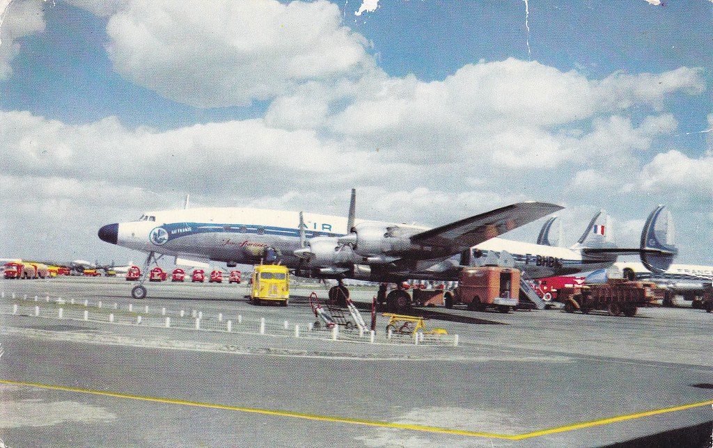 Postcard Lockheed L-1649A Super Starliner Air France F-BHBL Aéroport d'Orly (94 Val de Marne) Imp Déchaux Paris 1959