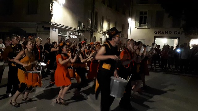 Avignon : une fête de la musique en fanfare