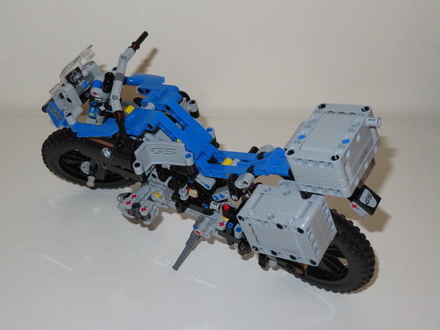LEGO Technic 42063 BMW R1200 GS Adventure Motorbike