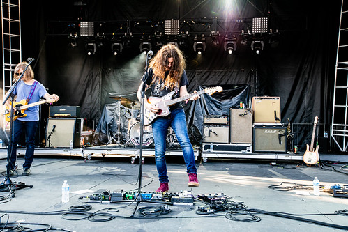 Kurt Vile & The Violators