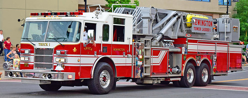 tunxis hose co farmingtn unionville ct parade fire truck