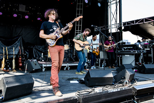 Hiss Golden Messenger