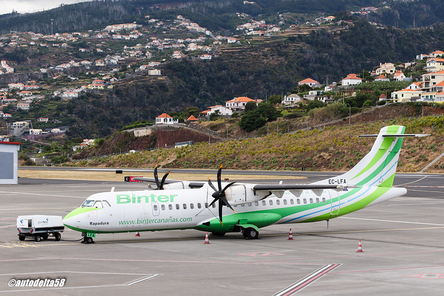 EC-LFA Binter Canarias ATR 72 Funchal Airport Madeira