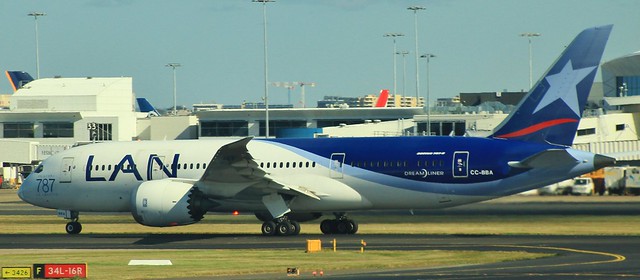 CC-BBA | LATAM Chile | LA800 | SYD - AKL | Boeing 787-8 Dreamliner | Sydney Kingsford Smith Airport | (SYD/YSSY)