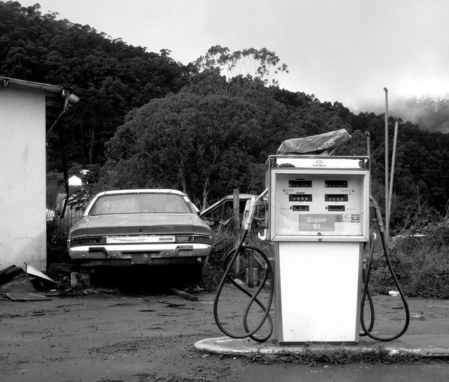 Swazi petrol station 2