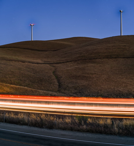 california bayarea nikon d810 color june 2018 boury pbo31 summer lightstream motion roadway altamontpass livermore sunset 580 eastbay alamedacounty highway windfarm power natural turbines energy spinning electric panoramic large stitched panorama orange