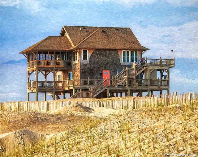 A Vacation House at Mirlo Beach - Rodanthe, North Carolina