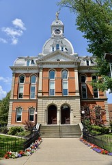 Warren County Courthouse