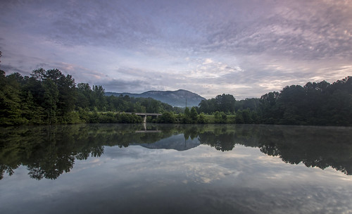 2018 july kevinpovenz southcarolina pickens tablerockstatepark landscape sunrise morning morningsky early clouds canon7dmarkii fog trees pond lake reflection