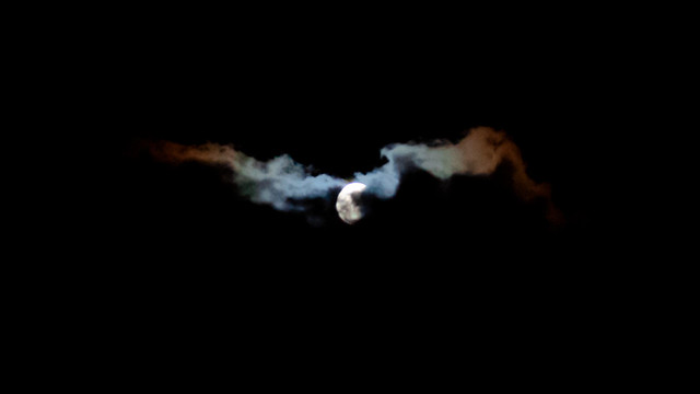 La Luna vista dal Lungomare 