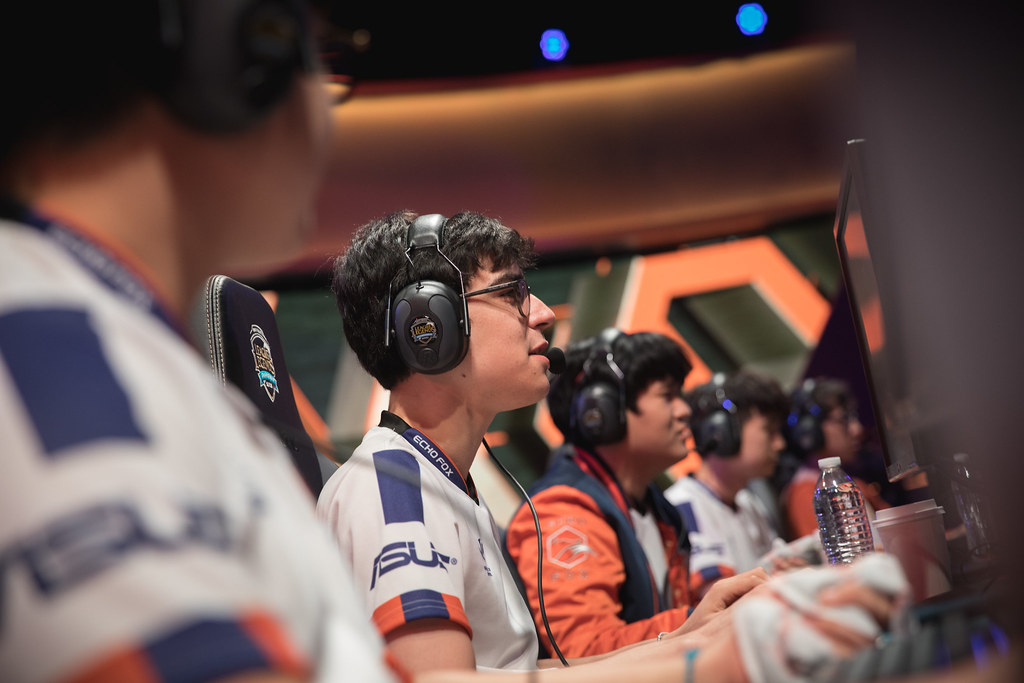 FOX DARDOCH