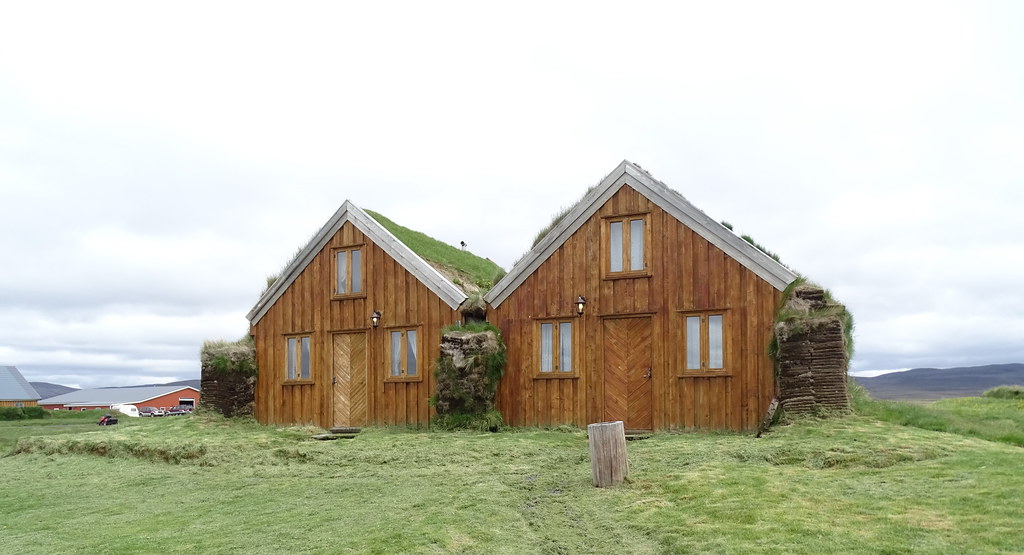 casas de madera de Modrudalur Islandia 02