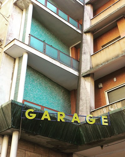 Hidden garage milano streetphotography urbanletters co 