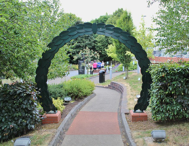 Dunlop Memorial Gardens