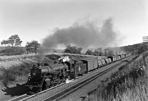 ERIE, Sparrow Bush, New York, 1947 | Erie Railroad 4-6-2 ste… | Flickr