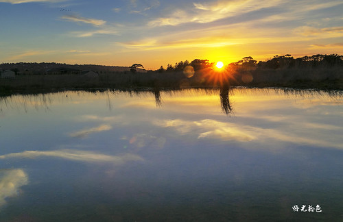 sunrise morning mornington pond reflection clound sky sun