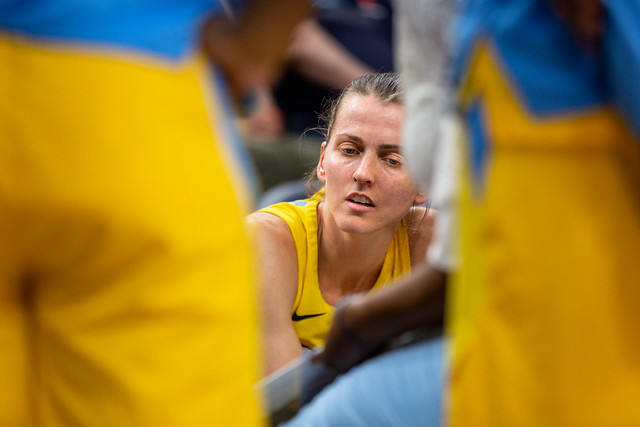 Chicago Sky Allie Quigley (14) during a timeout in the Minnesota Lynx vs Chicago Sky game at Target Center on August 14