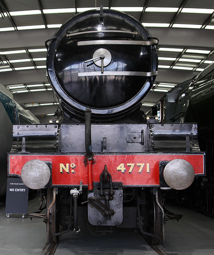 GREEN ARROW FRONT VIEW SHILDON | by toowoomba surfer