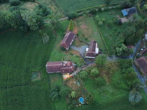 dji djispark drone aerial rural fermette france dordogne