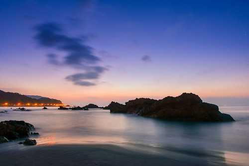 taiwan yilan toucheng waiao beach eastcoast northeastcoast sunrise dawn scenery outdoors rock 台灣 宜蘭 頭城鎮 外澳 東北角海岸 晨曦