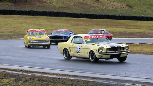 size matter historic racers group n v8 muscle car masters smsp sydney motorsport park mewett mustang 351 boss 302 fastback goulding mini cooper s beazley cortina gt cobra tilley wilkinson motor racing pass race speed cars hottie track practice pole position times timing hard competition competitive event saloon open wheeler sports racer driver mechanic engine oil petrol build fast faster fastest grid circuit drive helmet marshal starter sponsor number class classic 289