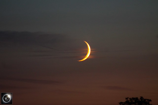 2 Day Old Waxing Crescent Moon 15/07/18