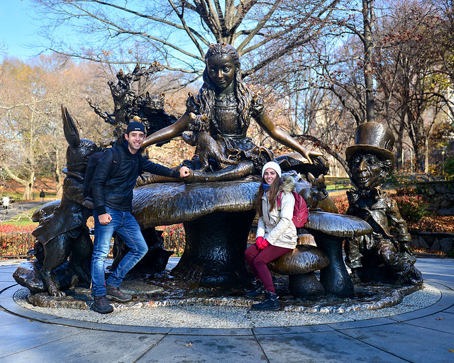 La estatua de Alicia en el País de las maravillas de Central Park