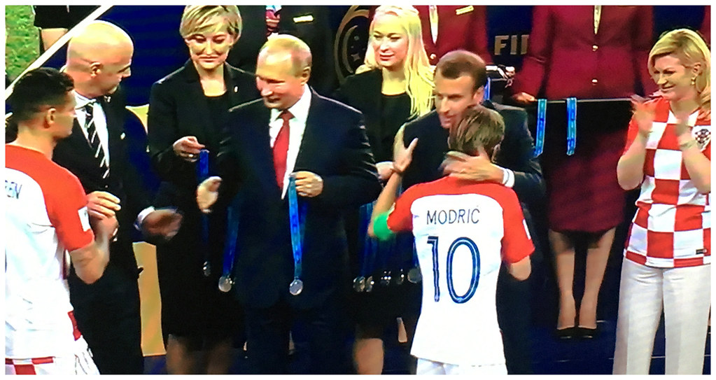 Macron congratulations to Modric of the Croatian side - Flickr