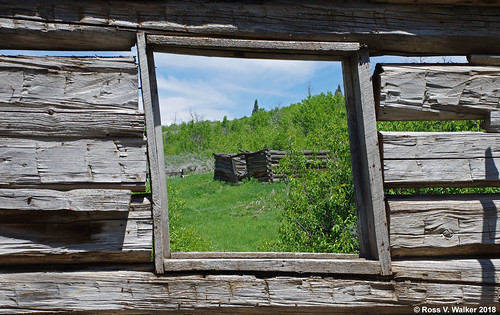 shane movie log cabin luthertaylor homestead window abandoned grandteton nationalpark ruin