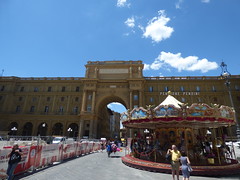 Palazzo dell’Arcone di Piazza - Piazza della Repubblica, Florence - carousel