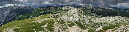 julijskealpe julianalps slovenia slovenija cloudy mountains panorama geotagged
