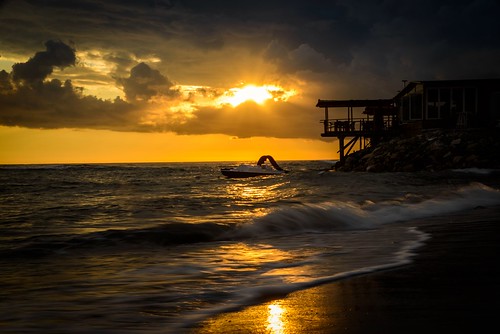 traveling travel sea shore waves sunset longexposure goldenhour stormy storm summer albania tirana durrës beach