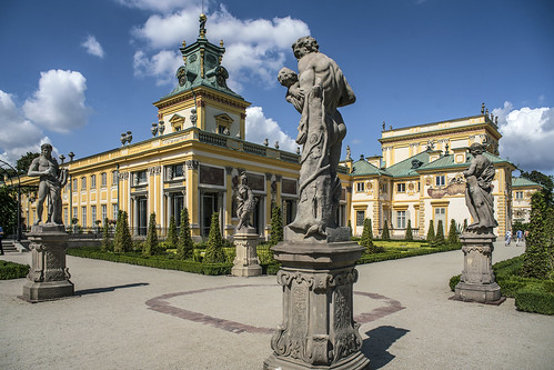 Wilanów Palace in the background of garden statues
