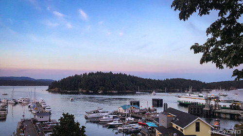 boat clouds color docks ferry fridayharbor harbor outdoorphotography pugetsound sanjuanislands sunset water iphone7 iphoneography