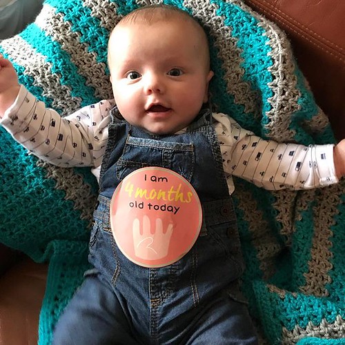 #son #fourmonthsold #timeflies #smiler #anotherbabypic #sorrynotsorry #nofilterneeded #lovehim | by Lowzie Wyn