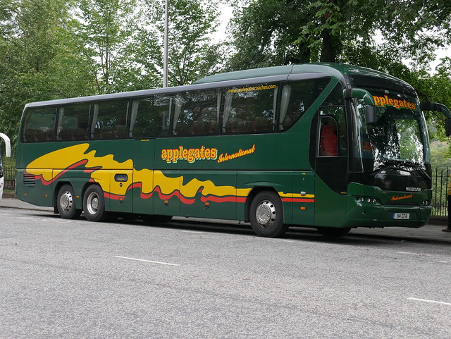 Applegates Coaches of Berkeley Neoplan Tourliner N2216 3SHDL H4EFA at Regent Road, Edinburgh, on 27 August 2018.